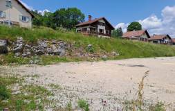 688 SEPTMONCEL : Terrain constructible Lot n°1