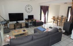761 LAMOURA : Belle maison familliale 