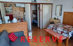 765 LAMOURA : Studio situé au centre village
