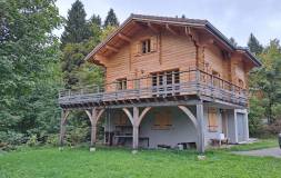 784 LAMOURA : Chalet en location annuel - proche frontière