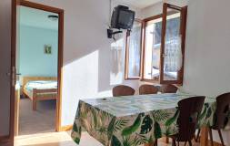 799 MIJOUX : T3 au centre du village