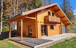 824 LAMOURA Chalet récent de 2024 ouvert sur l'extérieur